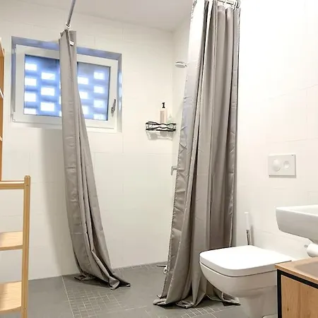 Appartement 700m From Trade Fair 